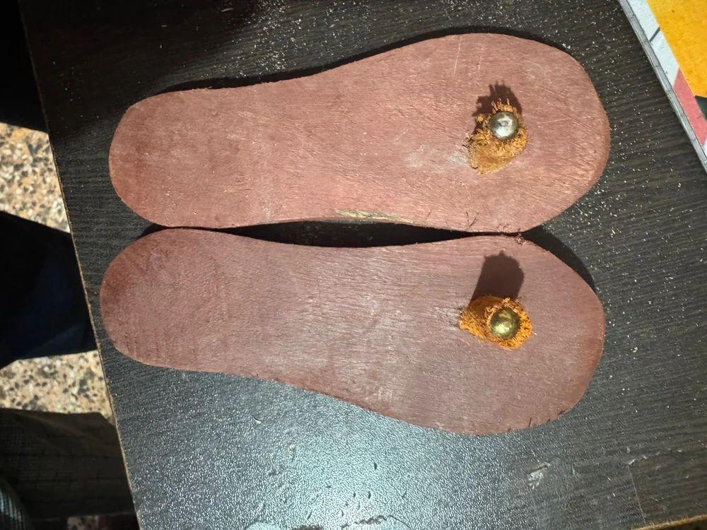 Wooden Khadau Padukas